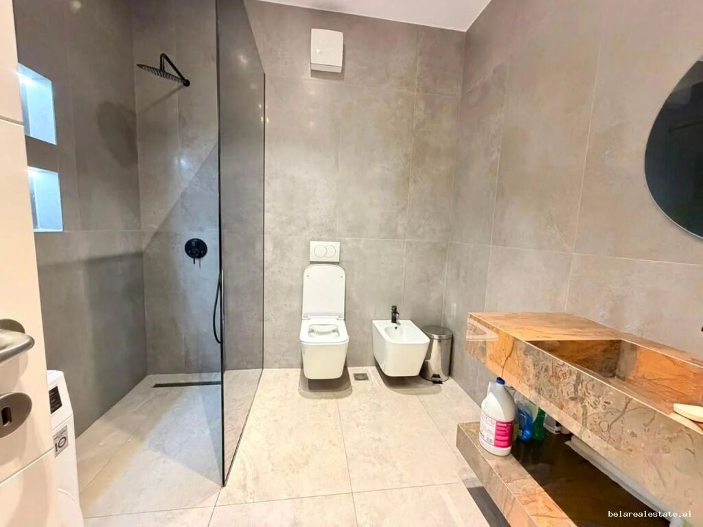 Appartamento in Affitto 2+1 in Via 5 Maji (ID B2202097) Tirana