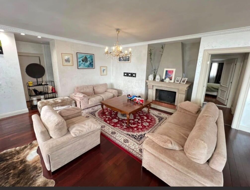 SHITET APARTAMENT 3+1 ME PAMJE PANORAMIKE NE QENDER TE TIRANES