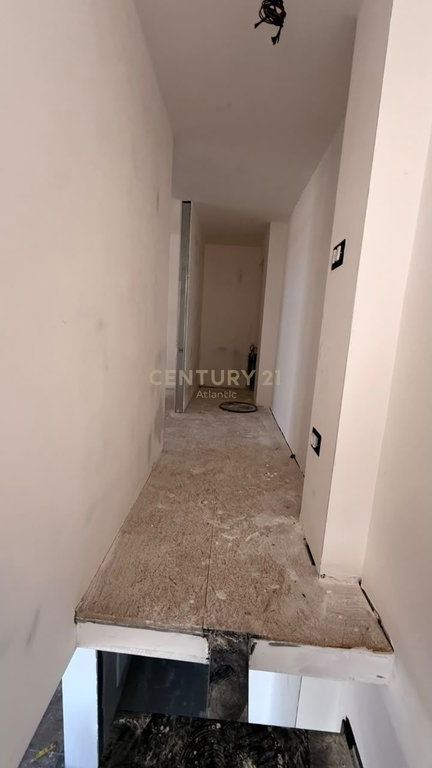 Shiten 3 Dublex në Zonën e Plazhit – 102 m² Total