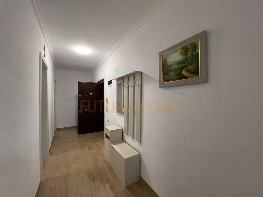 Affitto, Appartamento 2+1, Nuovo Bazaar, Tirana.