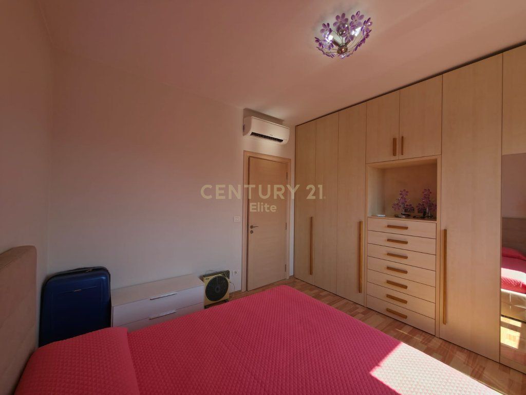🏠 2+1 APARTMENT FOR RENT + PARKING SPACE – ELECTRIC MARKET