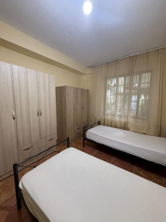 Affitto | Shtëpi private 2 + 1 | Spitali Amerikan 2 | 500 €/mese