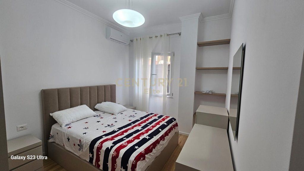APARTAMENT 2+1 ME QIRA NE XHAMLLIK 650 € /Muaj 60,000 Lekë /Muaj