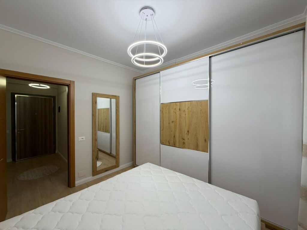 Apartament 1+1 per shitje tek Kompleksi Golden Park prane Amerikan 3.