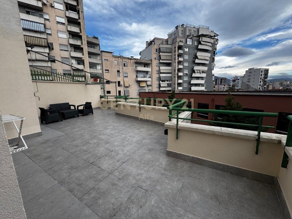 Affitto,Appartamento 2+1 in Via Dibra 930 € /Mese 85.000 Lek /Mese