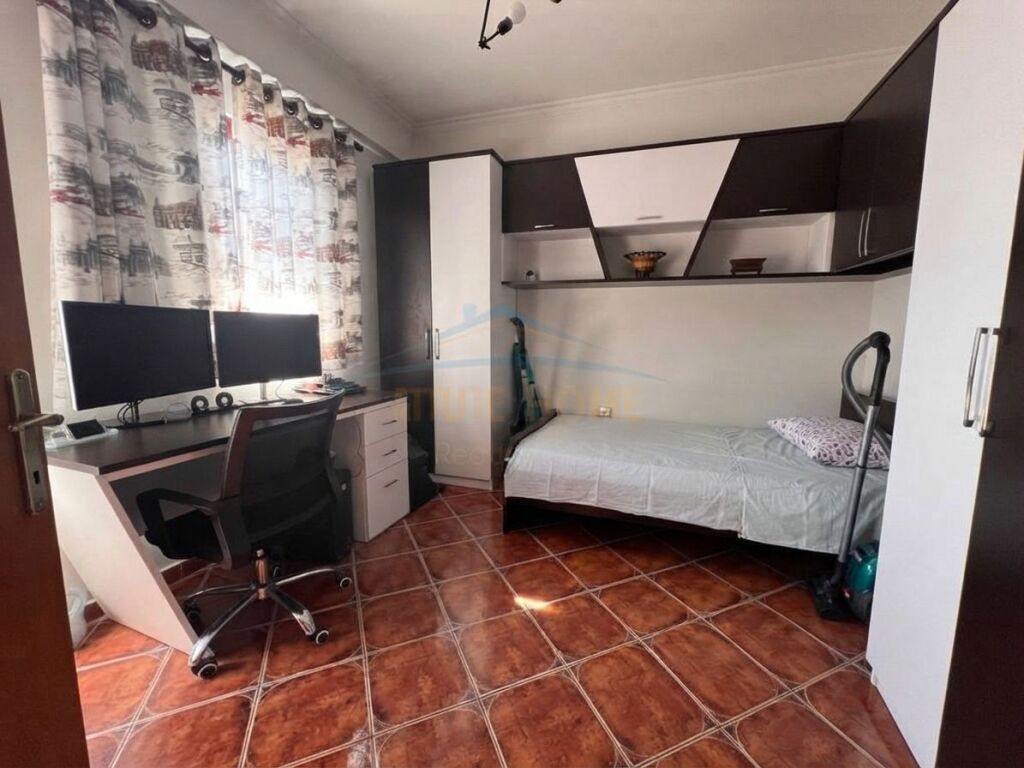 For rent 2+1 apartment, Yzberisht Tirane