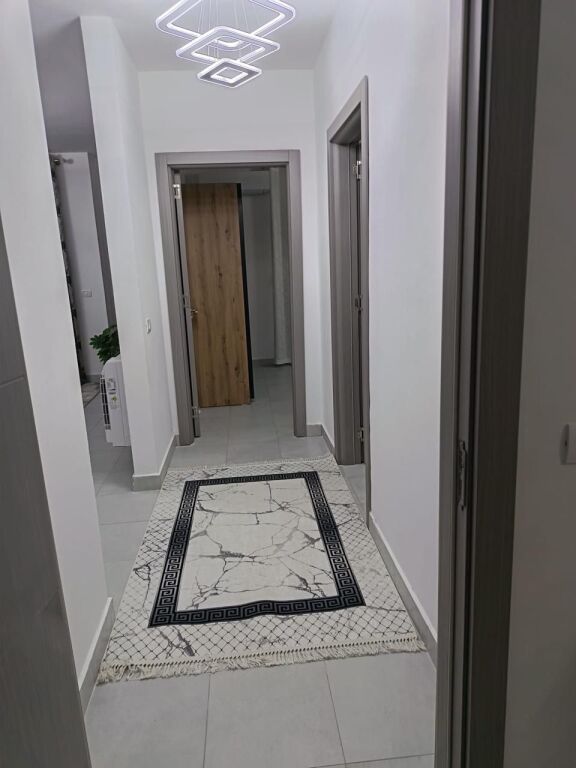 Apartament 3+1 per qera tek 5 Maji !
