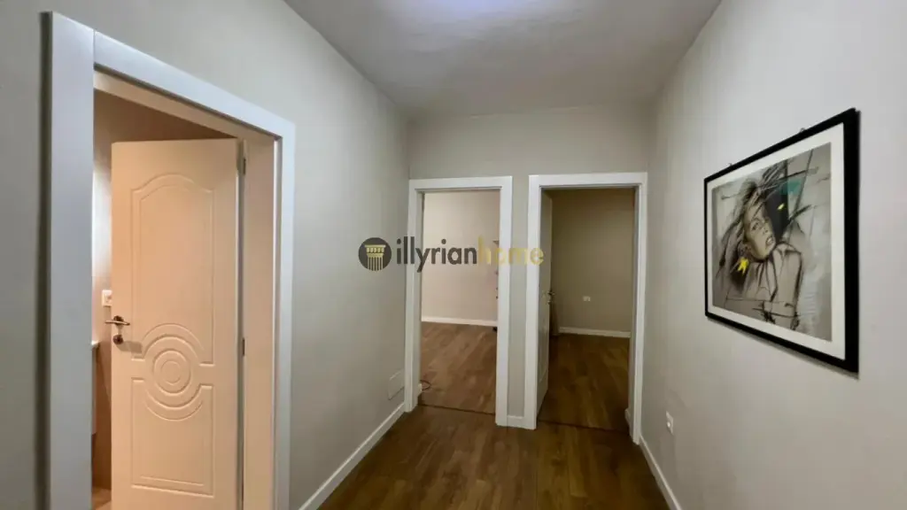 SHITET APARTAMENT 1+1 I RIKONSTRUKTUAR "PALLATI ME SHIGJETA"