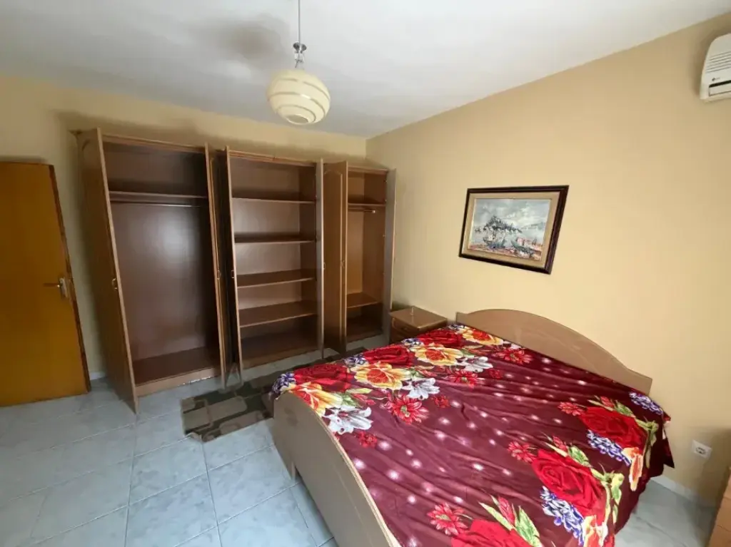 Qera | Apartament 3 + 1 | Qender Tirane | 550 €/muaj
