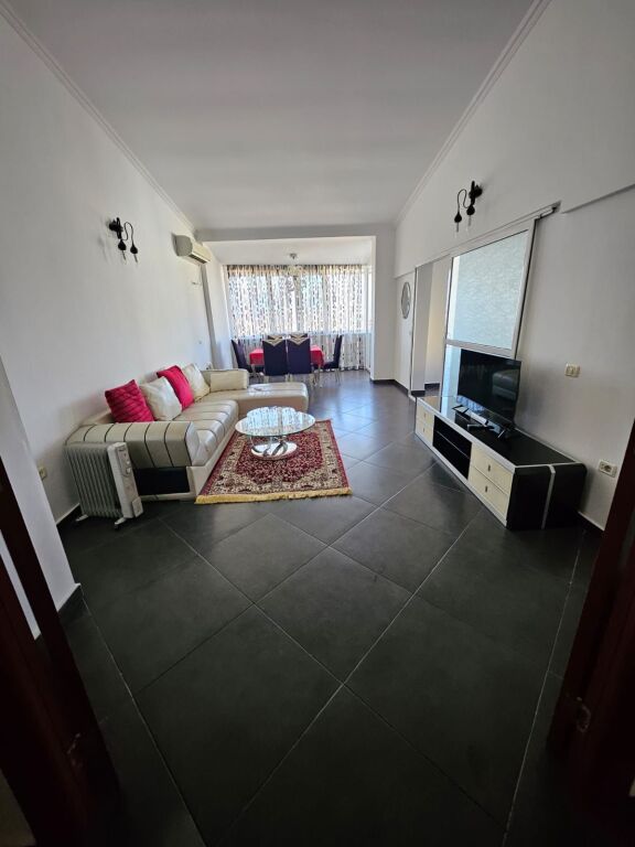 Apartment 2+1 Kodra e Diellit (Bill klinton )