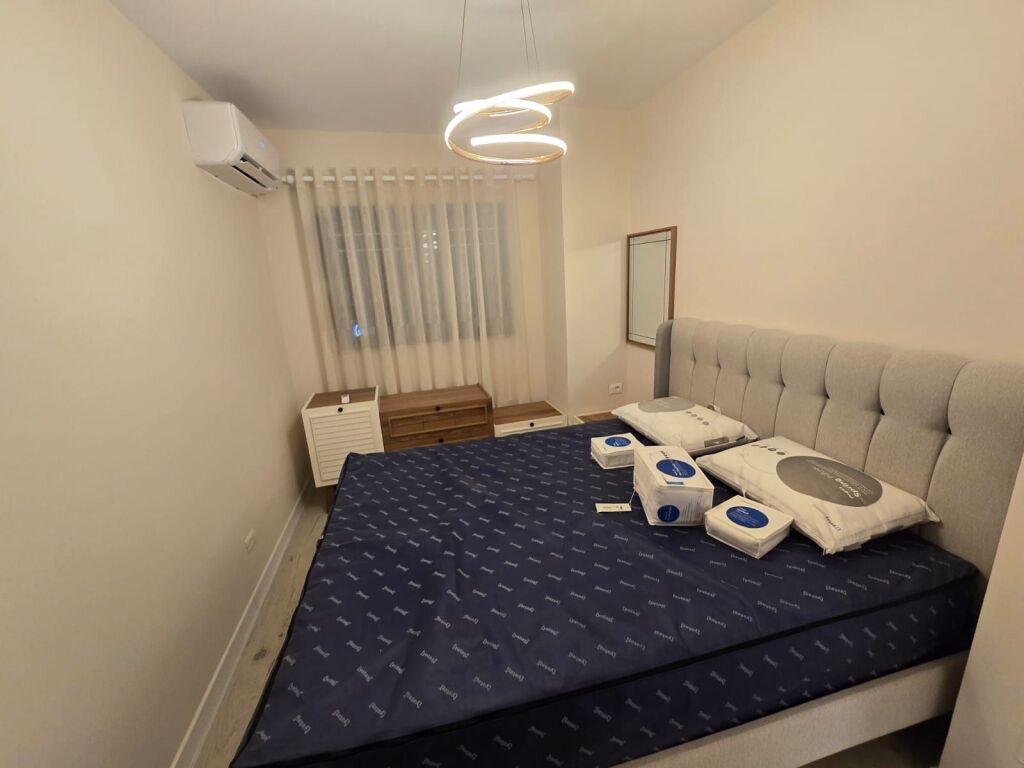 Affitto | Apartament 3 + 1 | Komuna e Parisit | 1000 €/mese