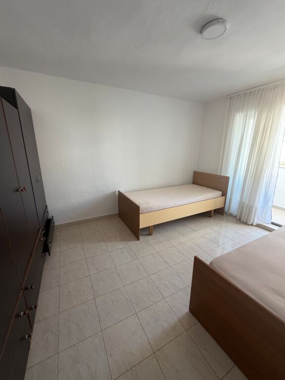 1+1, 5th floor without elevator, vasil shanto, 500 thousand leke