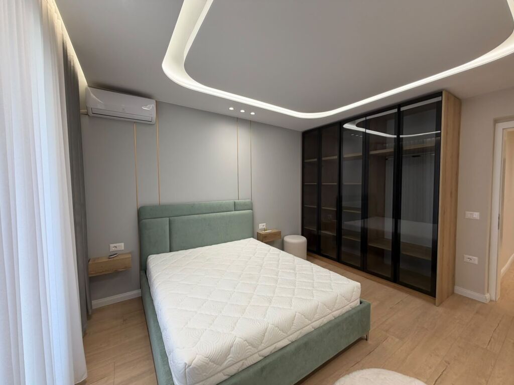 Apartament 1+1 per shitje tek Petro Nini.