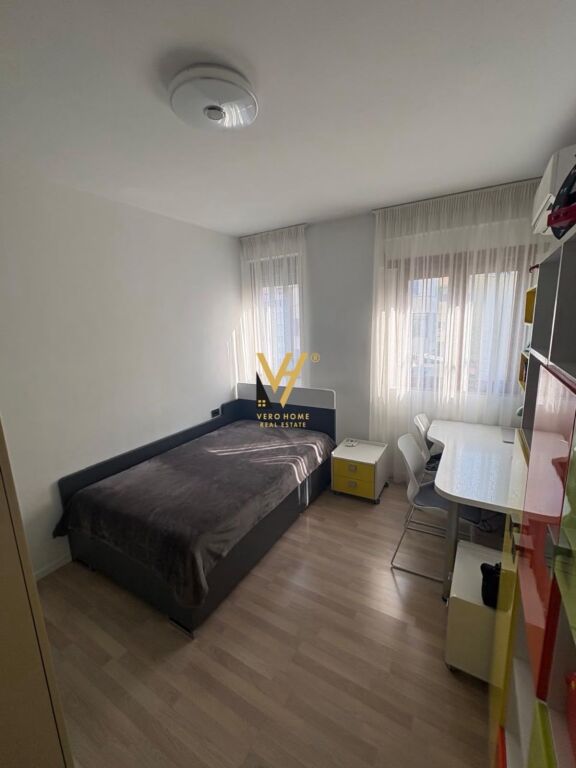 VENDESI APPARTAMENTO 3+1+2+BLK A KOMUNA E PARISIT 420.000 EURO