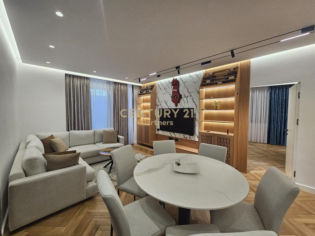 🏡 IN VENDITA – SUPER APPARTAMENTO 2+1+2 A ASTIR!