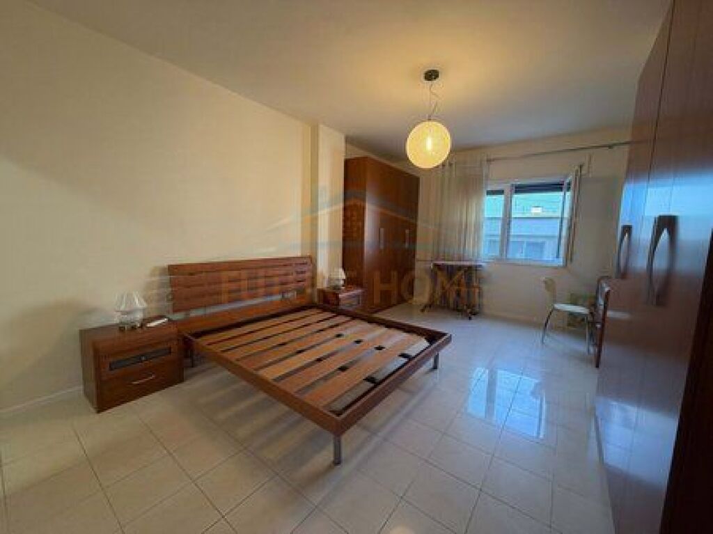 Rent, Apartment 2+1+2, Artistic Lyceum