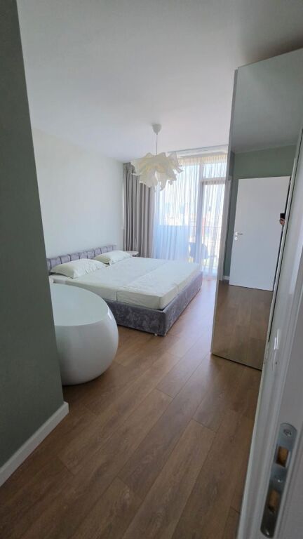 Luxury apartment for rent in Lake view