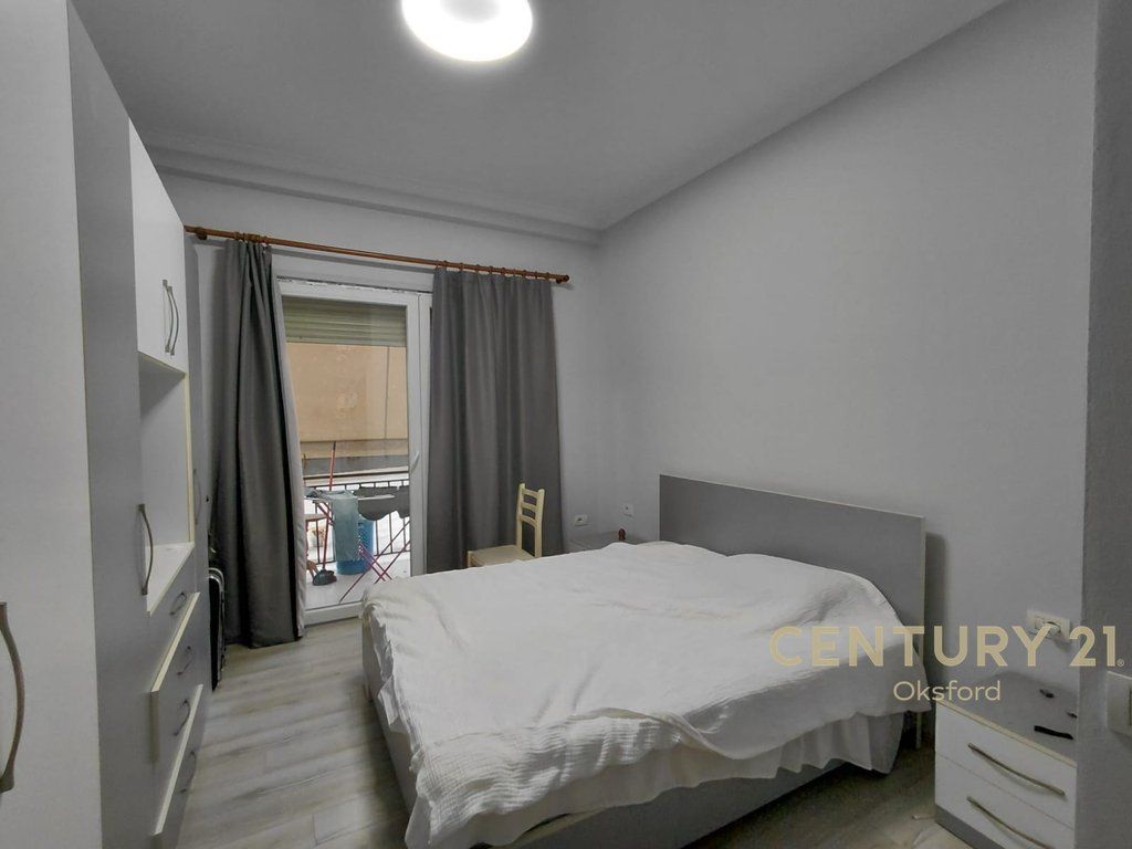 SHITET APARTAMENT 1+1 + VERANDË – KOMUNA E PARISIT, TE DA CAPO