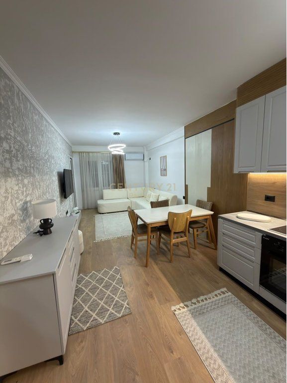 AFFITTIAMO APPARTAMENTO 1+1 A ASTIR! /Mese 60.000 Lek /Mese