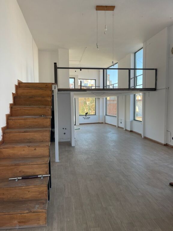 SHITET DYQAN 80 M2 QYTET STUDENTI 250.000 EURO FH-92133