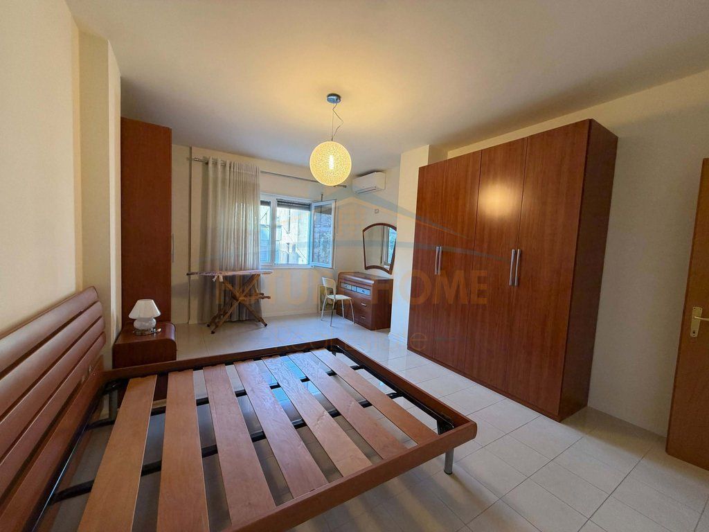 Qera, Apartament 2+1+2, Liceu Artistik