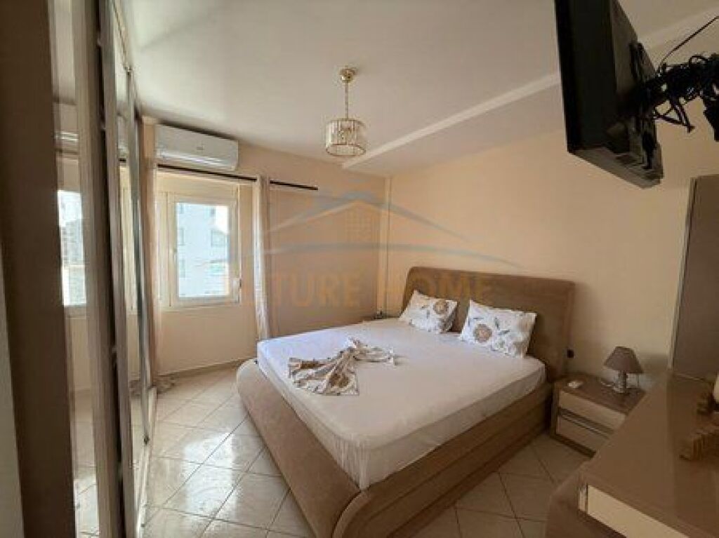 qera  Apartament 2+1, Rruga Portit, Durres