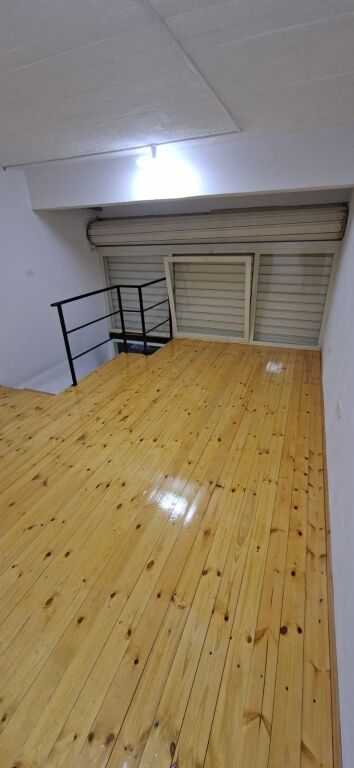 Affitto | Ambjent Biznesi | Ish Fusha e Aviacionit | 400 €/mese