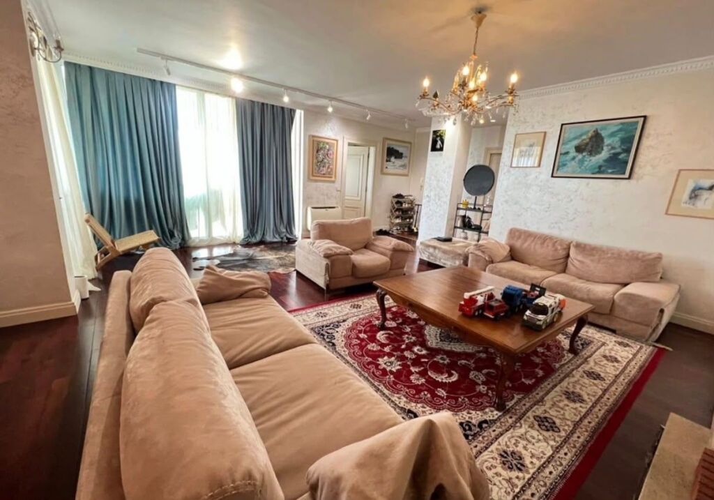 SHITET APARTAMENT 3+1 ME PAMJE PANORAMIKE NE QENDER TE TIRANES