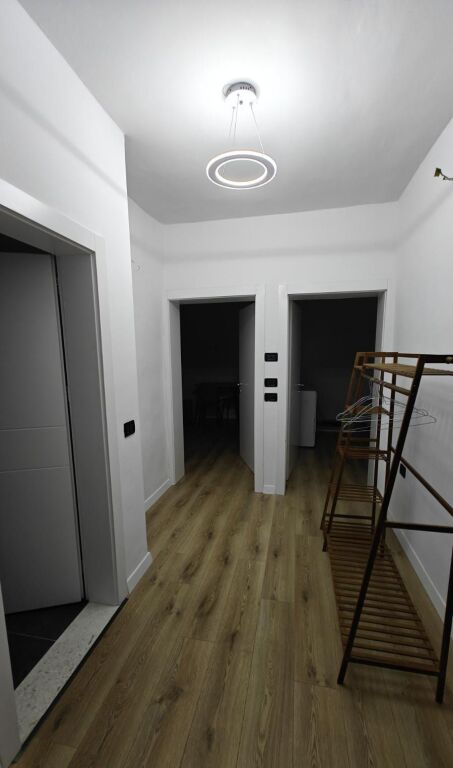 Rent | Apartament 1 + 1 | 21 Dhjetori | 550 €/month
