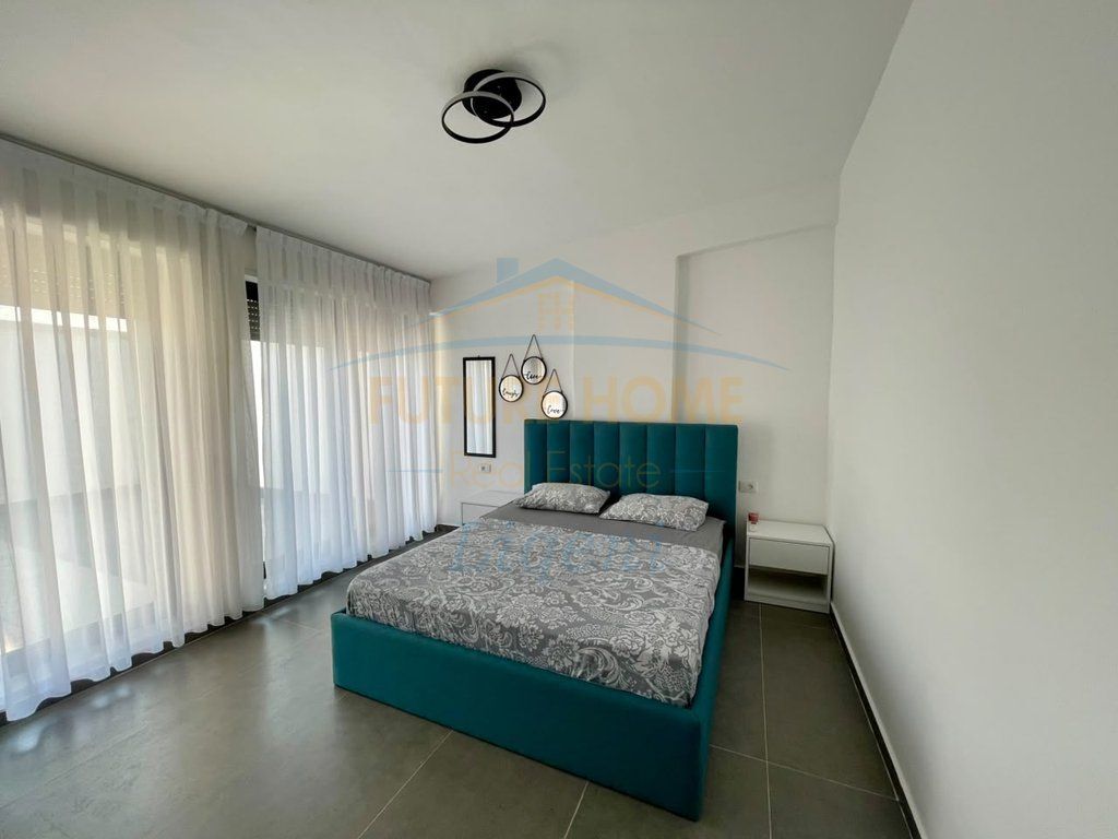 Affitto, Appartamento 3+1+2+ Posto Auto Duplex, Residenza Kodra e Diellit, Tirana