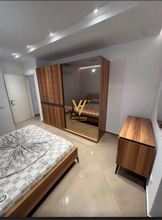 APARTMENT 2+1+2 FOR RENT IN RING CENTER 1,000 EURO