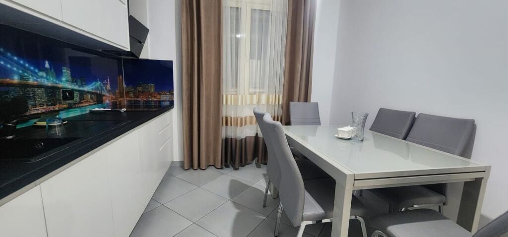 Apartment 1+1 with separate kitchen behind Globe