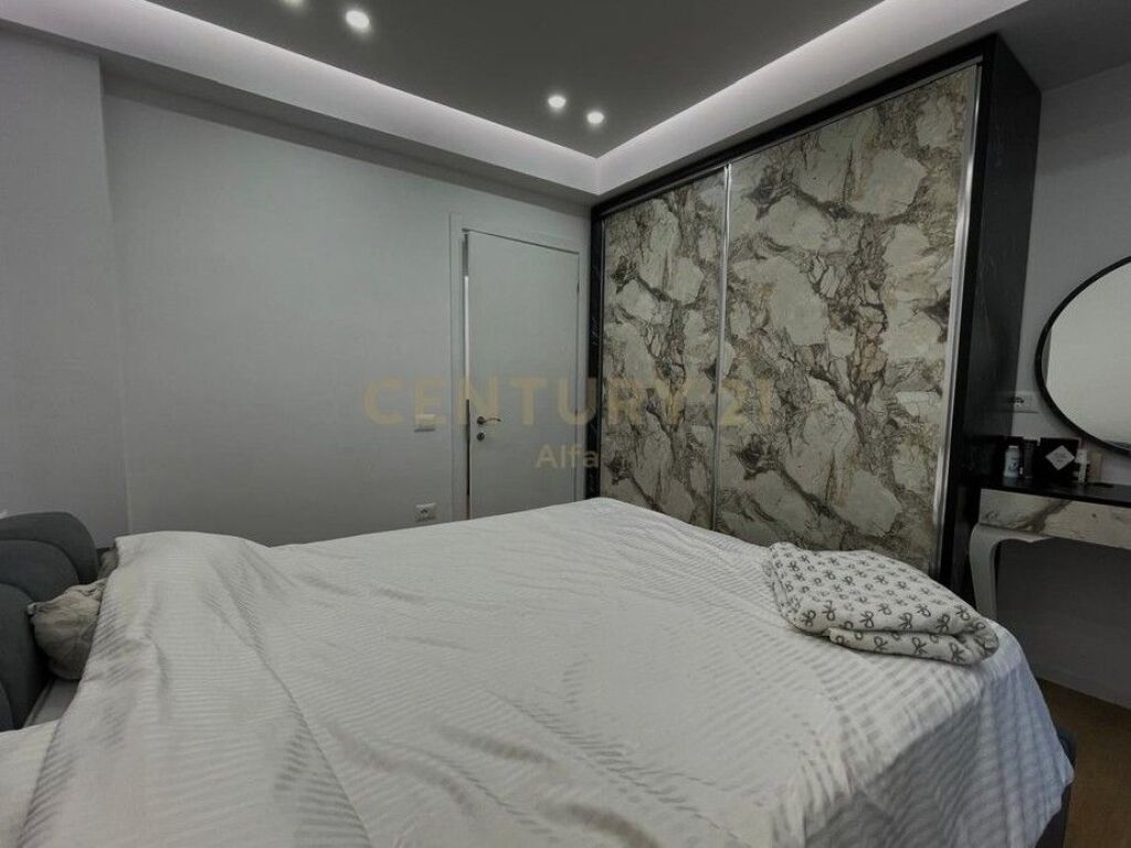 🏡 **JEPET ME QIRA APARTAMENT MODERN 1+1 – GREEN TERRACE, LIQENI I THATË!**