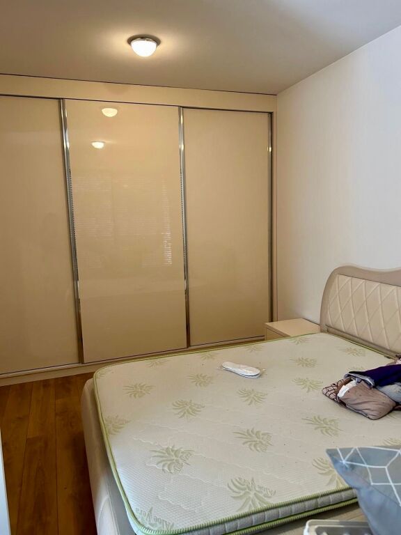 📣 QERA Apartament 1+1 📍 Komuna e Parisit, Prane Kristal Center ✨