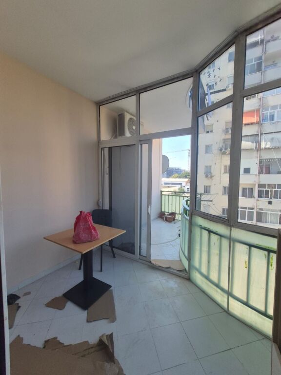 1+1,kat 2 ashensore,te ueti porcelan,550 mije leke