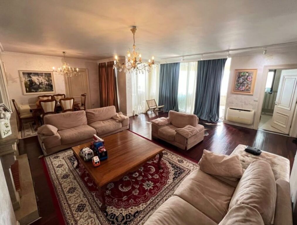 SHITET APARTAMENT 3+1 ME PAMJE PANORAMIKE NE QENDER TE TIRANES