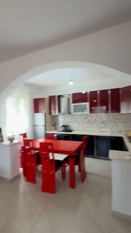 Affittasi 2+1 a Durazzo