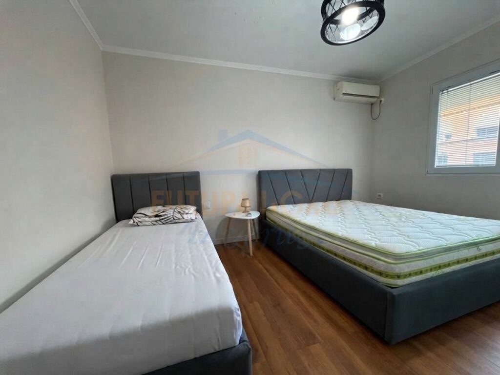 Shitet, Apartament 1+1, Selvia, Tiranë.
