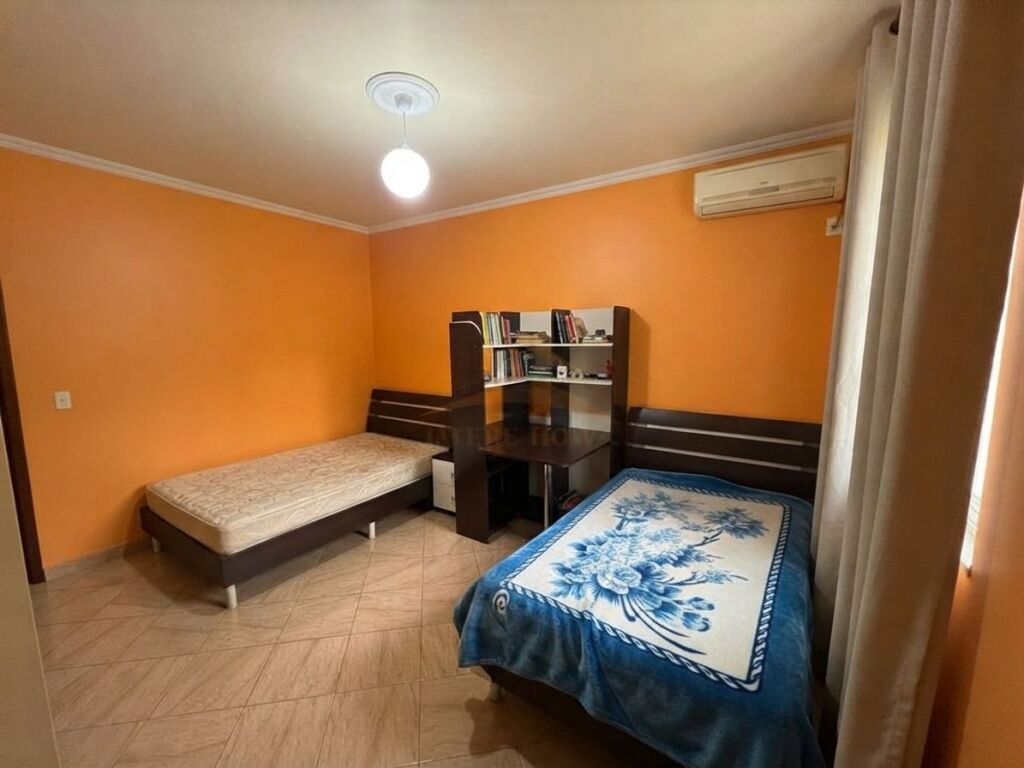 Qera, Apartament 2+1+2, Komuna e Parisit, Tirane