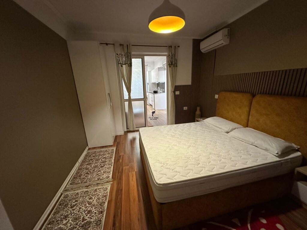APARTAMENT ME QERA 1+1 BLLOK 700 EURO FH-92221