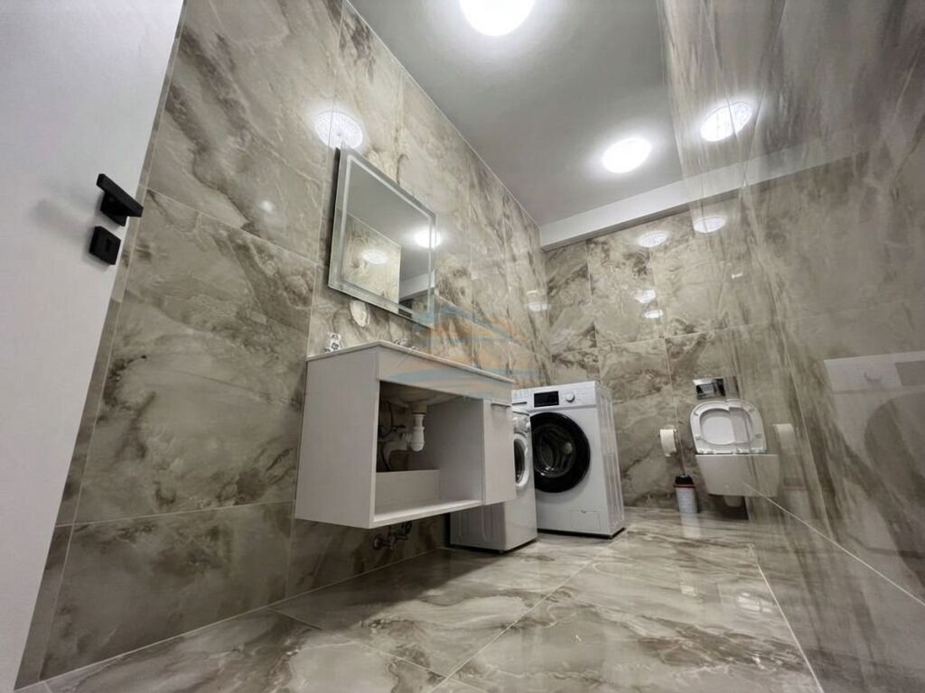Qira, Apartament 2+1, Rruga e Barrikadave, Tiranë