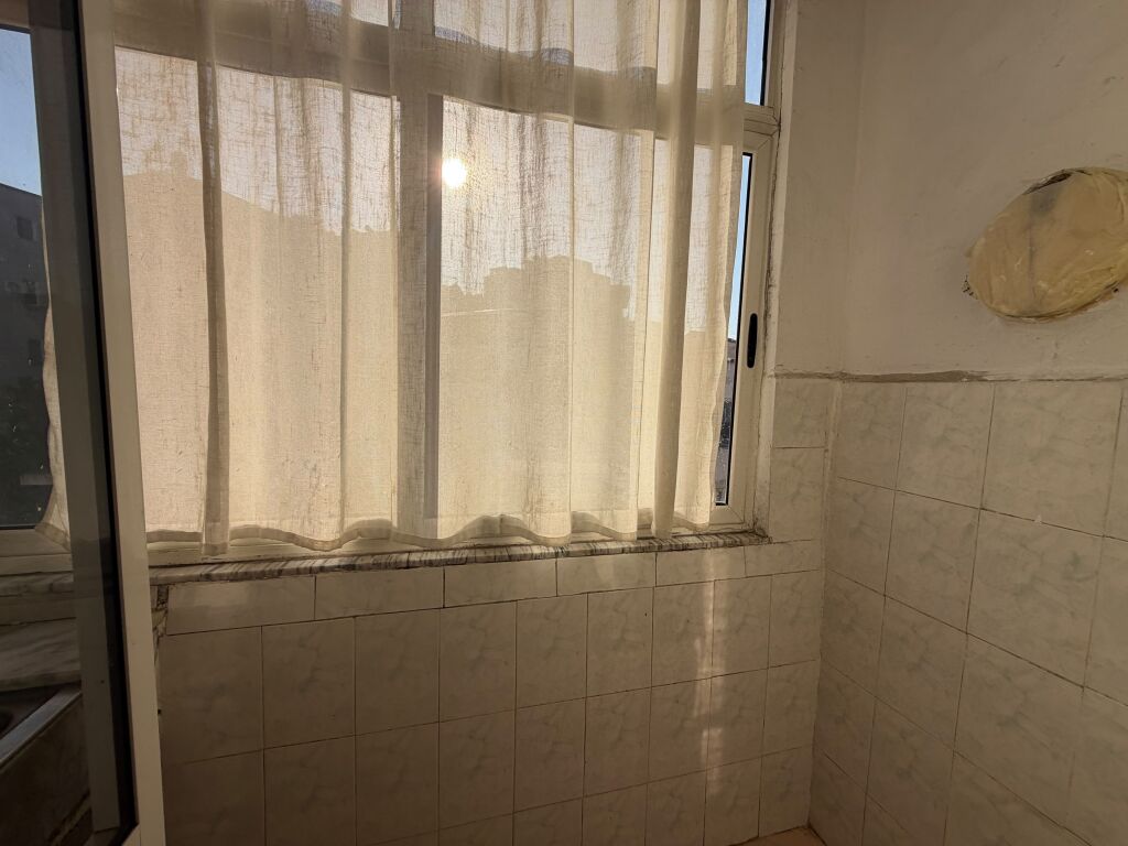 Shitet 2+1+2 te Prefektura Durres