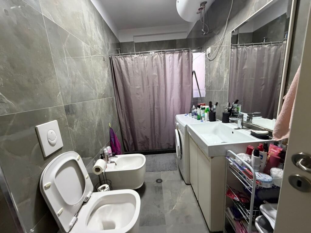 Apartament 1+1+Parking per shitje ne Don Bosko.