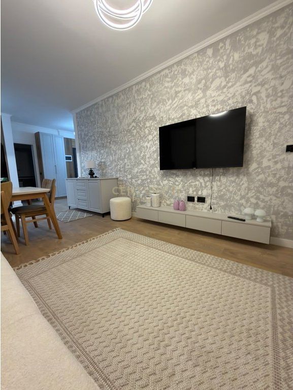 AFFITTIAMO APPARTAMENTO 1+1 A ASTIR! /Mese 60.000 Lek /Mese