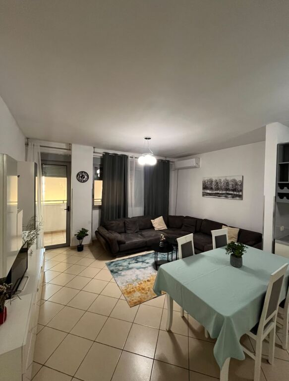 🏠 **FOR RENT – APARTMENT 3+1 | QENDRA CONDOR**