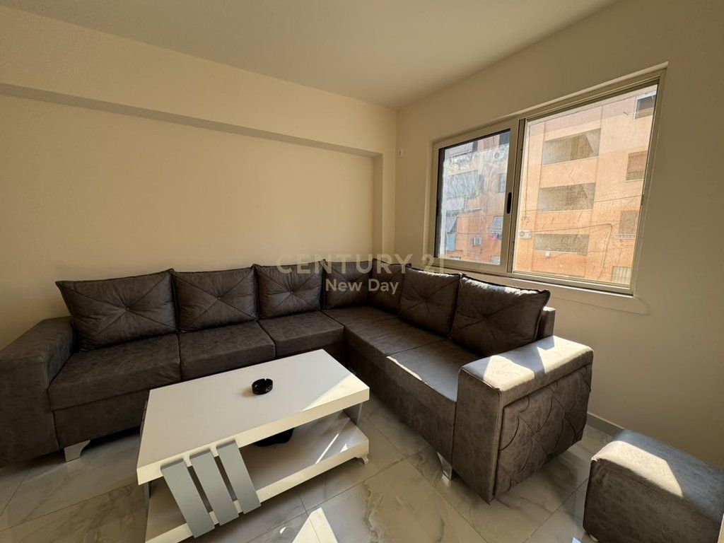 Apartment 2+1 For Rent At Stadium, Durrës - 490 | 90 m²