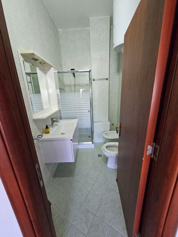 Apartment 2+1 Kodra e Diellit (Bill klinton )
