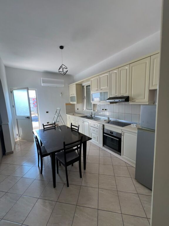Appartamento 2+1 in Affitto nel Quartiere 18, vicino a Vala Park
