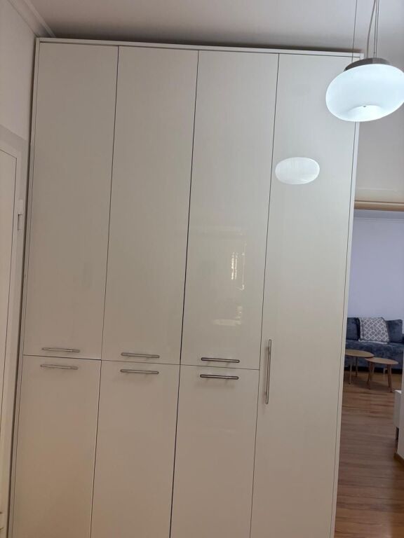 Apartament 2+1 me qira te Pazari i Ri