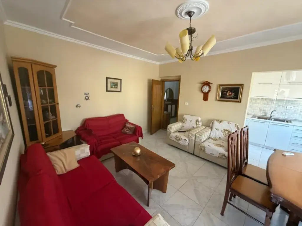 Qera | Apartament 3 + 1 | Qender Tirane | 550 €/muaj